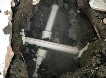 天山阳台漏水维修公司为您分享楼上楼下漏水怎么处理